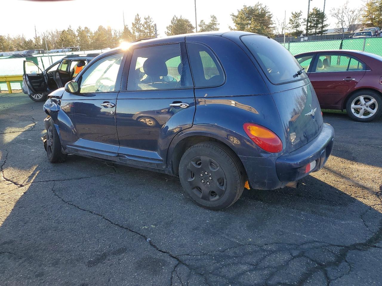 2005 CHRYSLER PT CRUISER TOURING photo 2