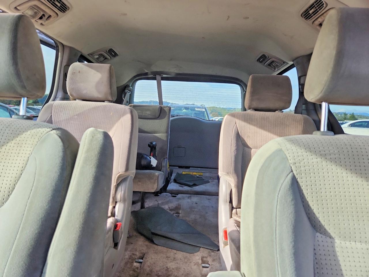 2006 TOYOTA SIENNA CE photo 10