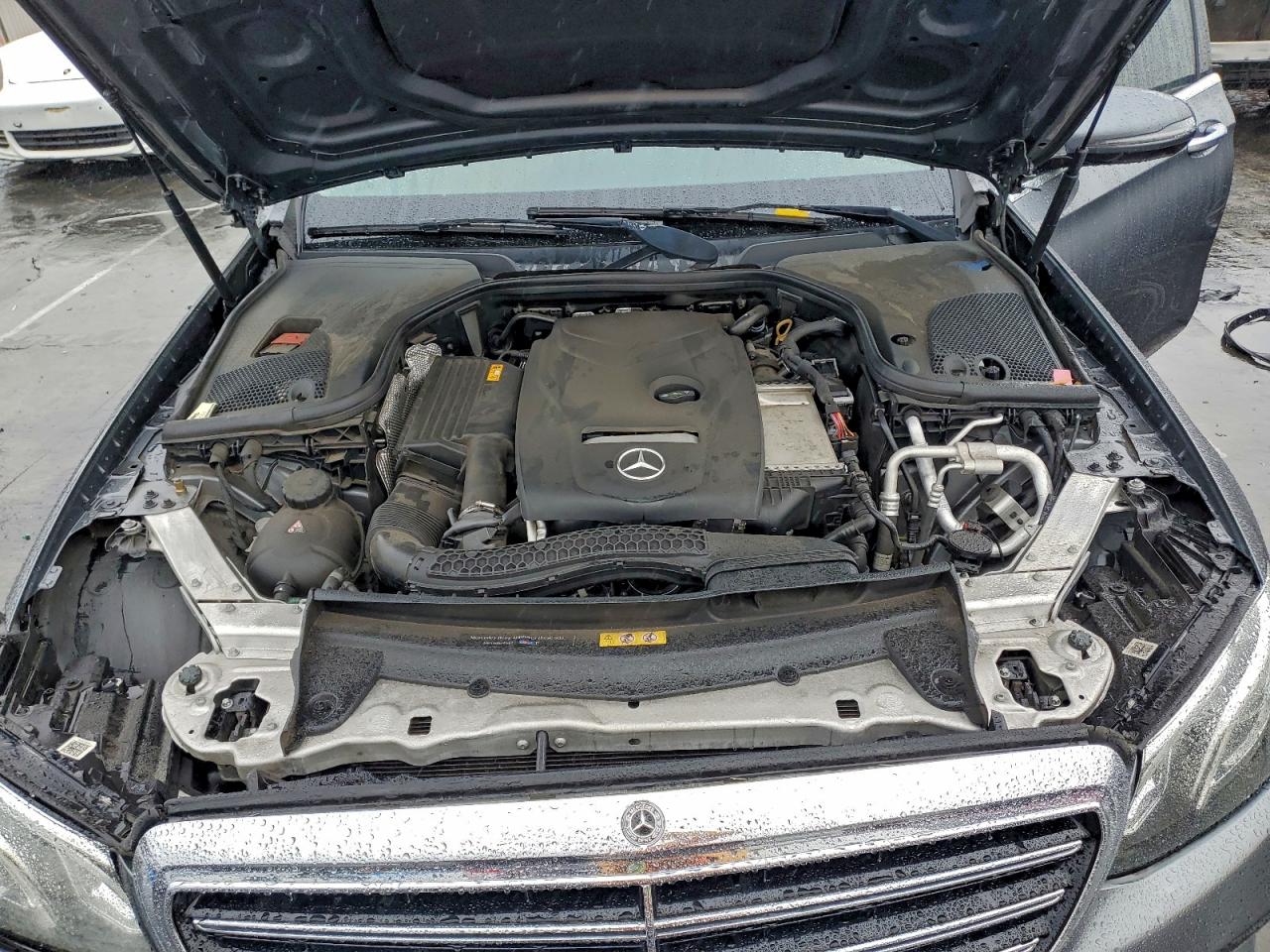 2018 MERCEDES-BENZ E 300 photo 31