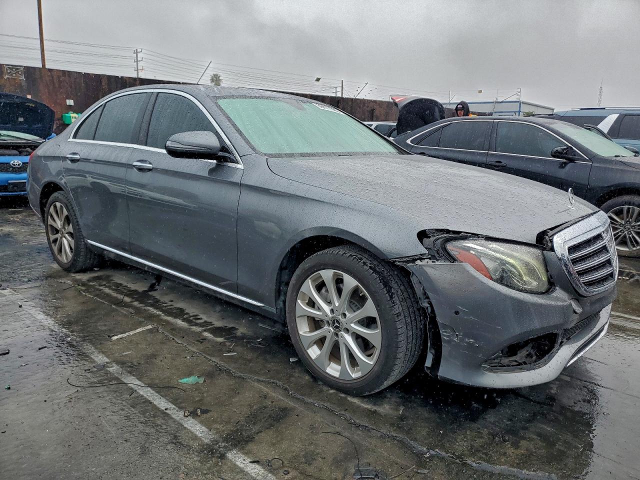 2018 MERCEDES-BENZ E 300 photo 10