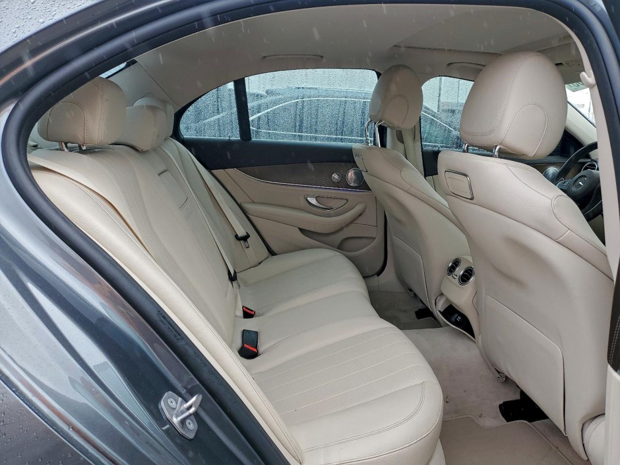 2018 MERCEDES-BENZ E 300 photo 28