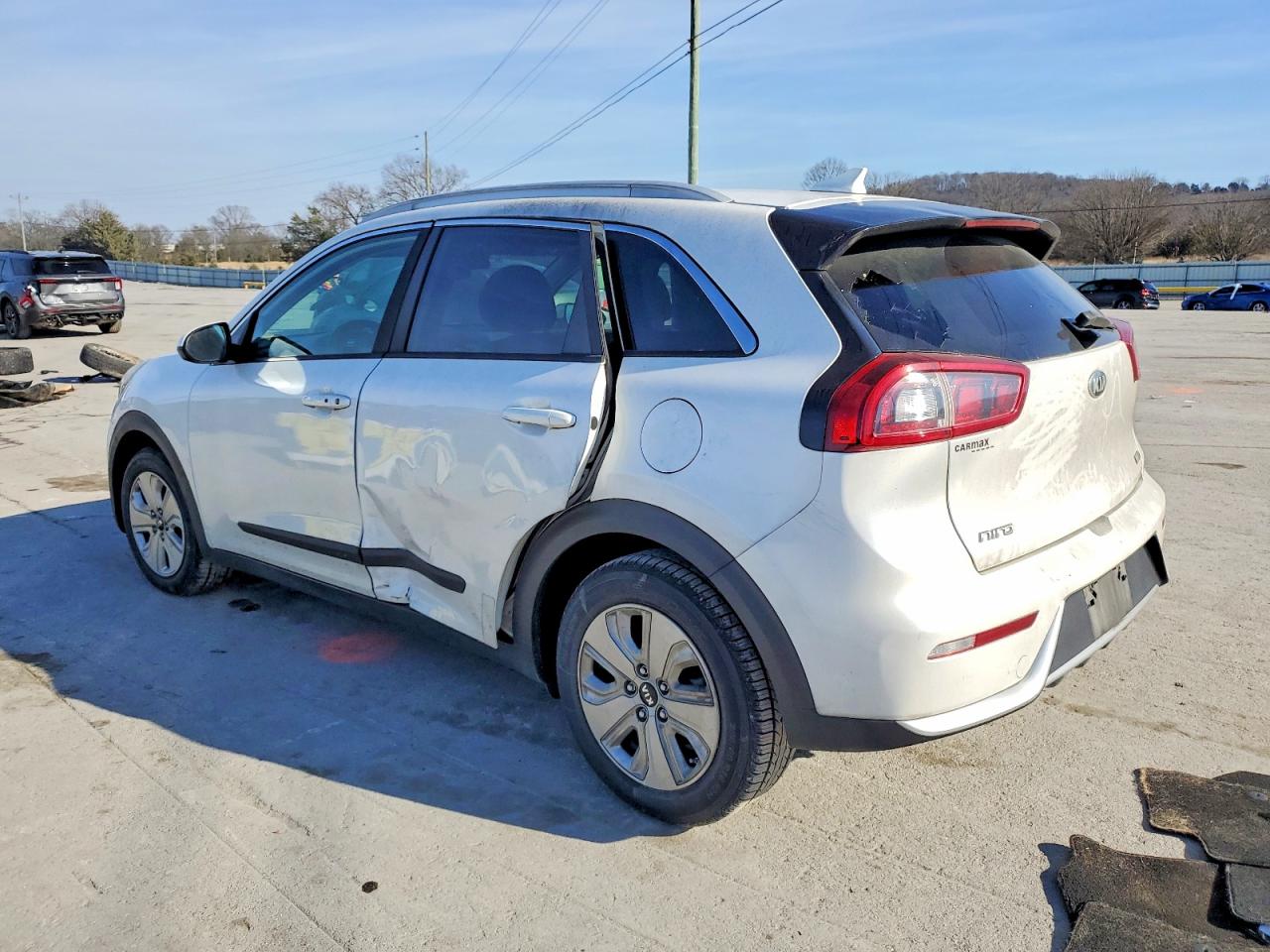 2017 KIA NIRO FE photo 2