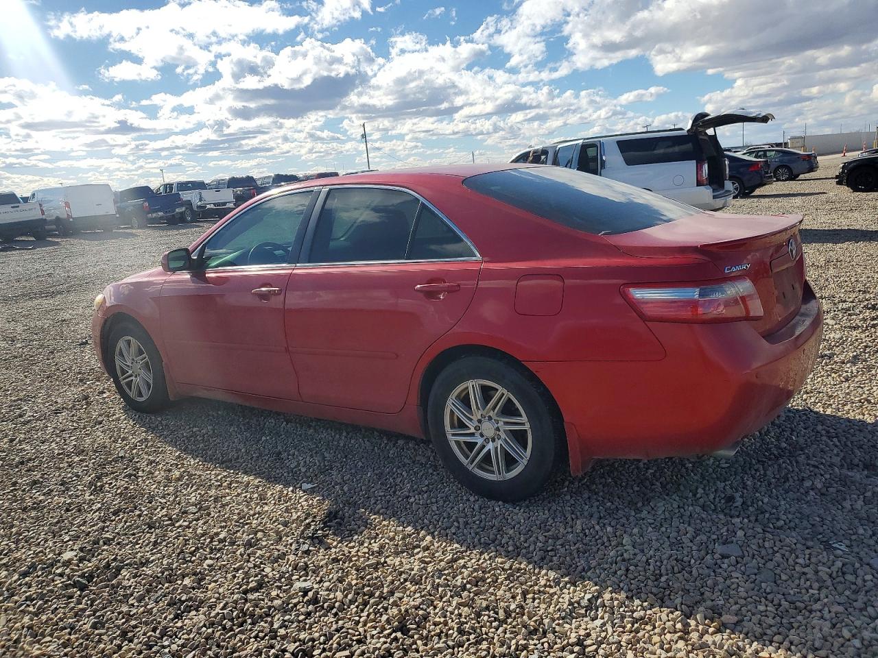 2008 TOYOTA CAMRY LE photo 2