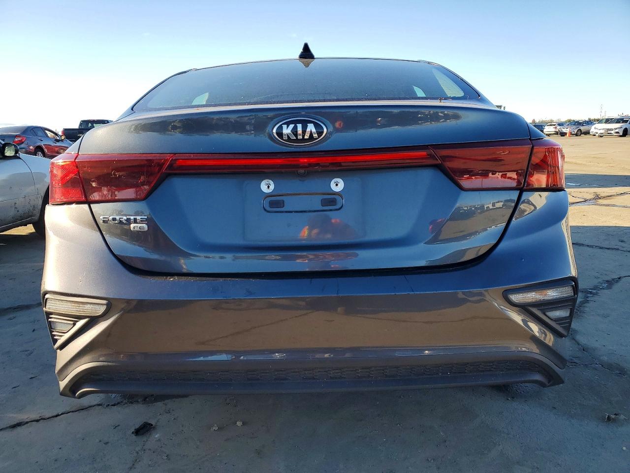 2021 KIA FORTE FE photo 6