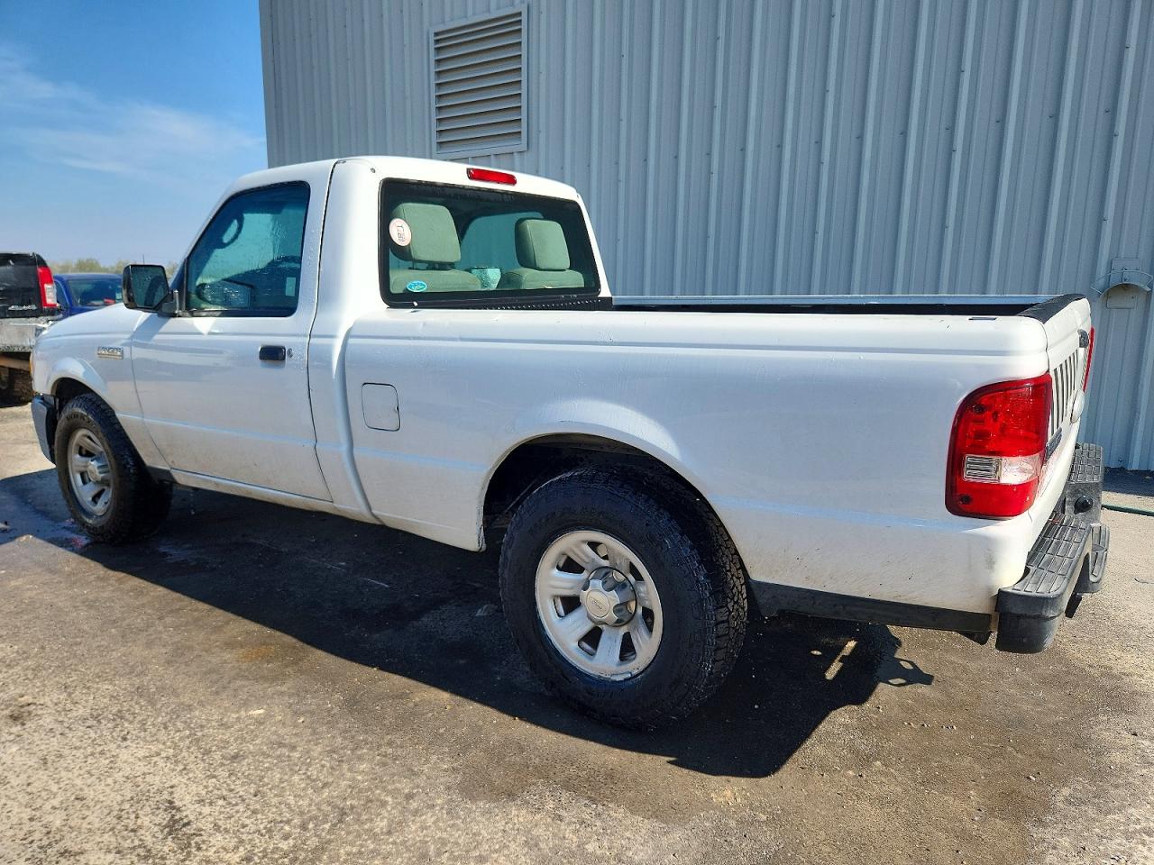2011 FORD RANGER photo 2