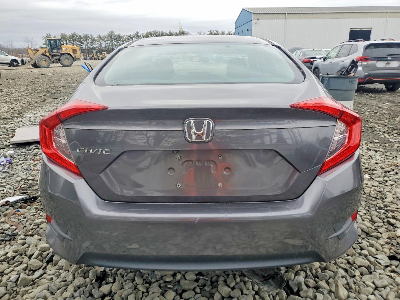 2017 HONDA CIVIC LX photo 6