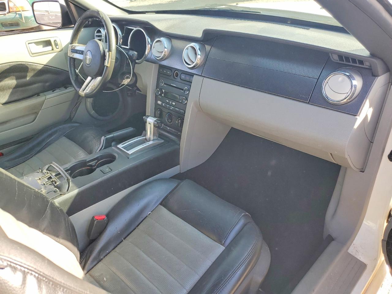 2008 FORD MUSTANG GT photo 8
