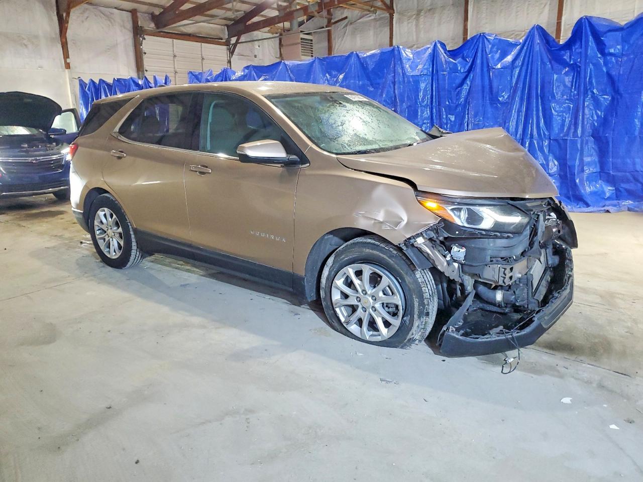 2019 CHEVROLET EQUINOX LT photo 4
