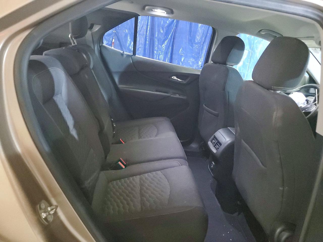 2019 CHEVROLET EQUINOX LT photo 11