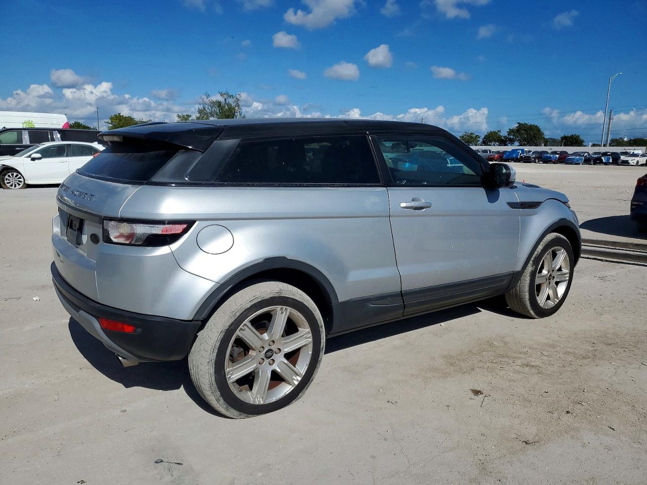 2013 LAND ROVER RANGE ROVER EVOQUE PURE PLUS photo 3