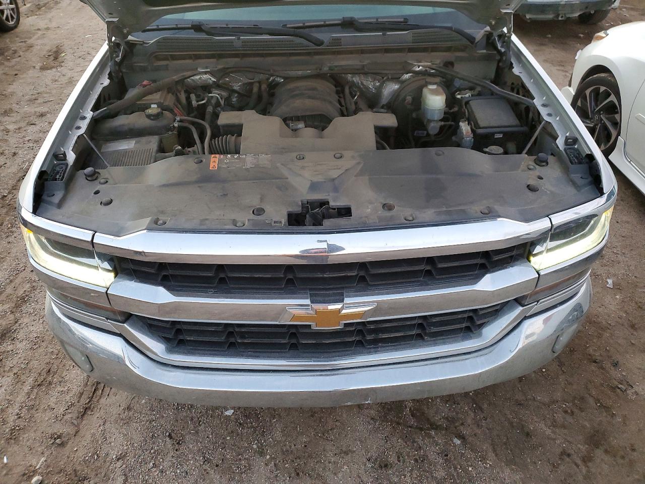 2018 CHEVROLET SILVERADO C1500 LT photo 11