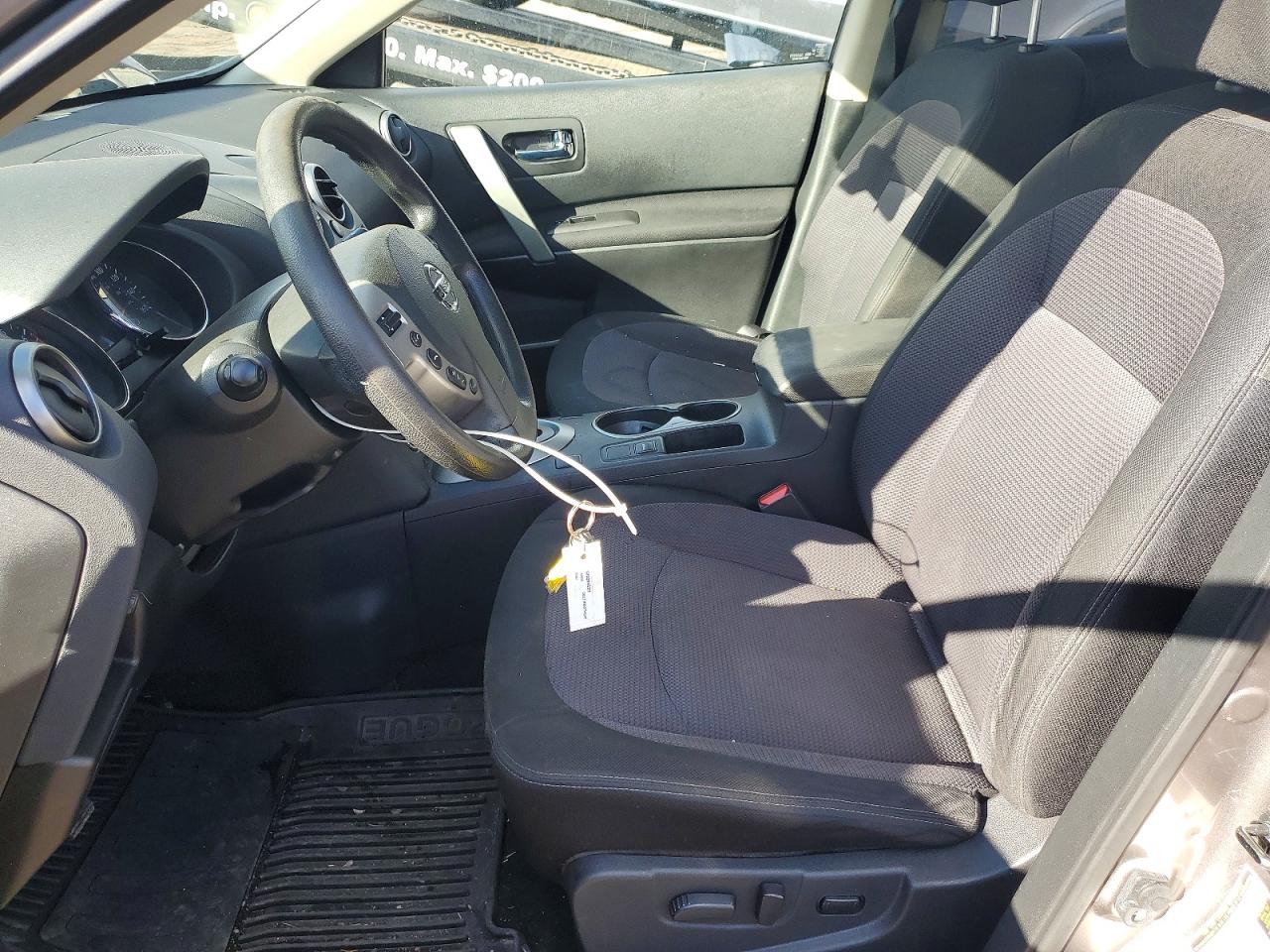 2013 NISSAN ROGUE S photo 7