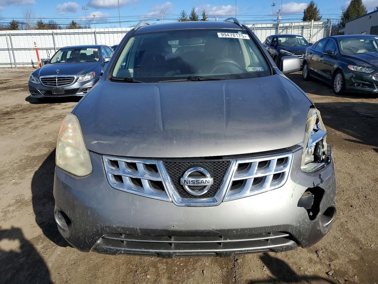 2013 NISSAN ROGUE S photo 5