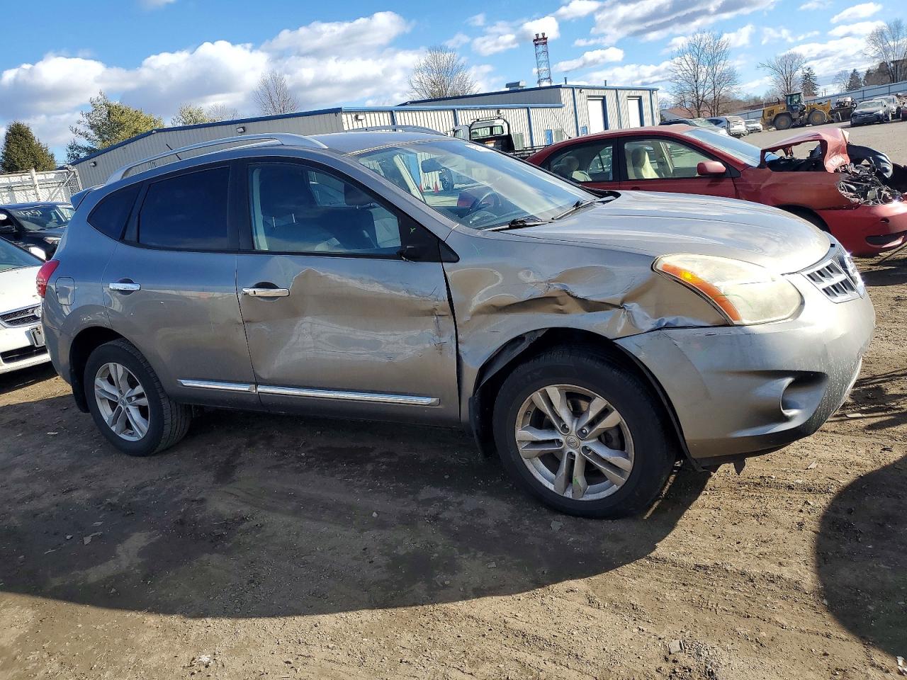 2013 NISSAN ROGUE S photo 4