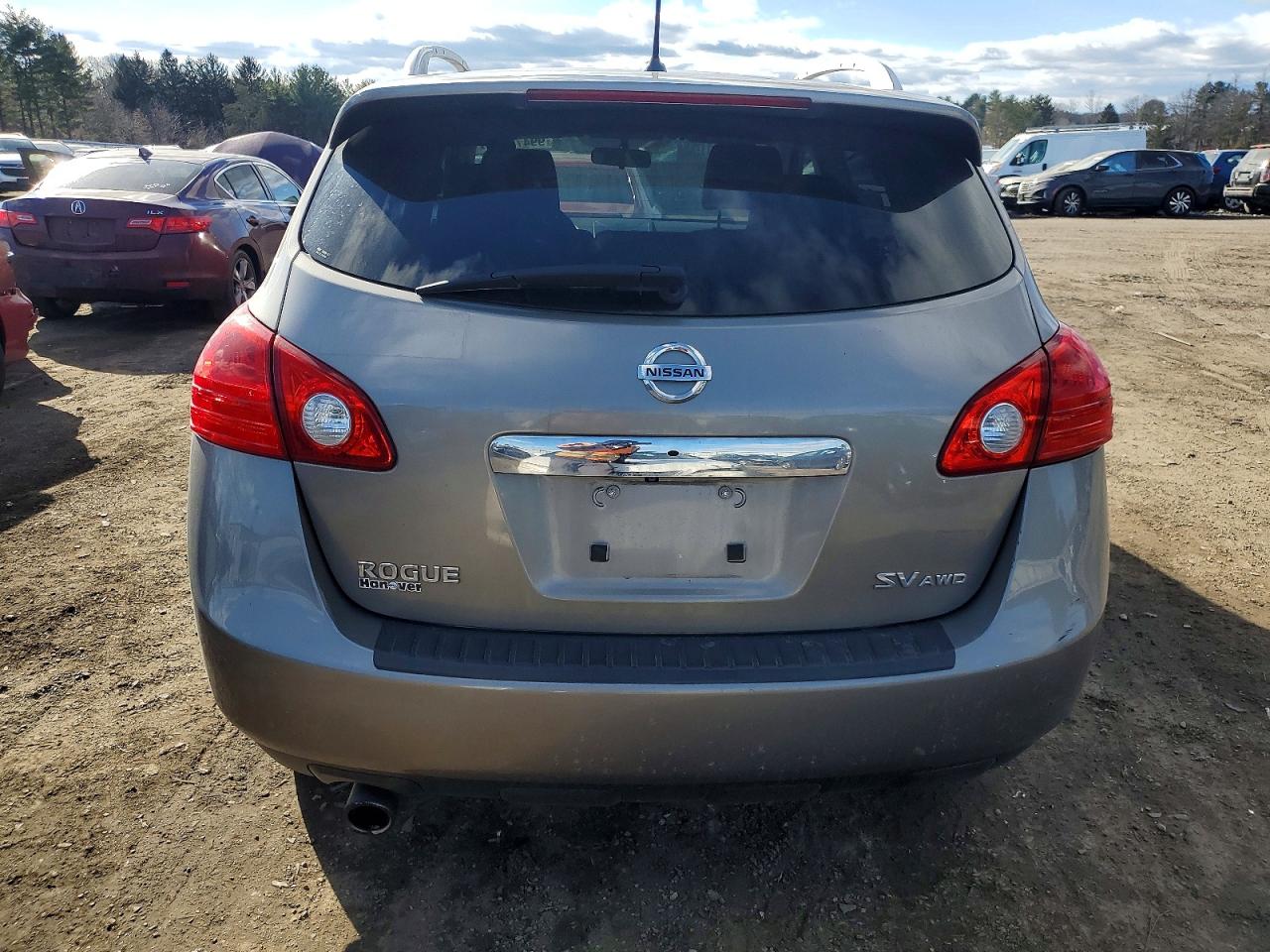 2013 NISSAN ROGUE S photo 6