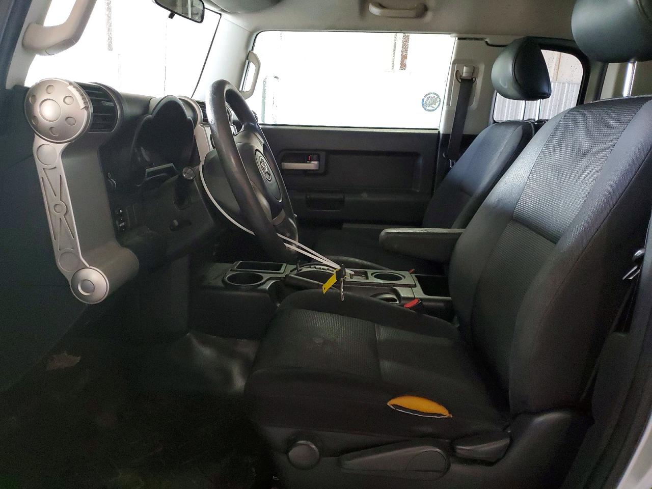 2007 TOYOTA FJ CRUISER photo 7