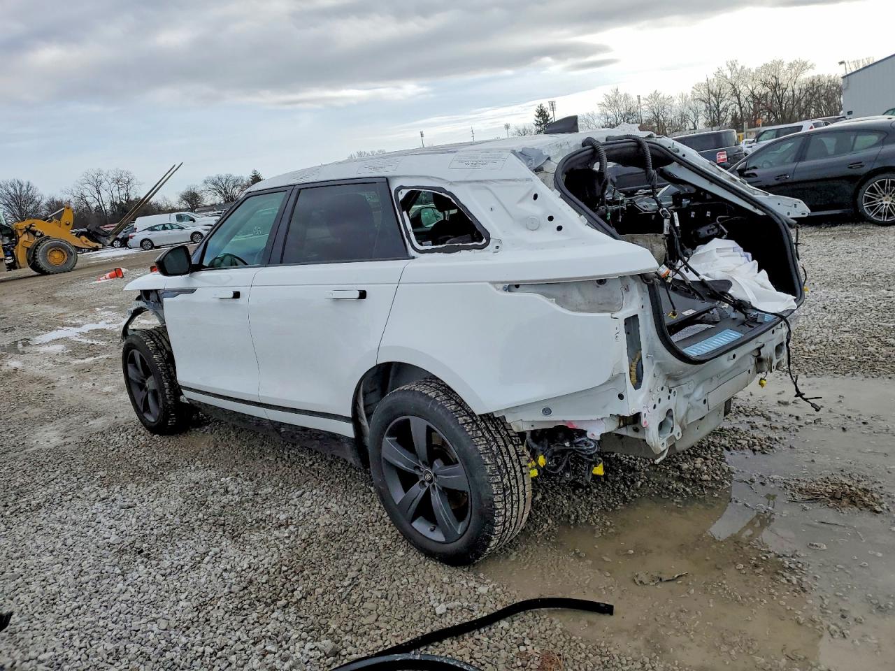 2020 LAND ROVER RANGE ROVER VELAR R-DYNAMIC S photo 2
