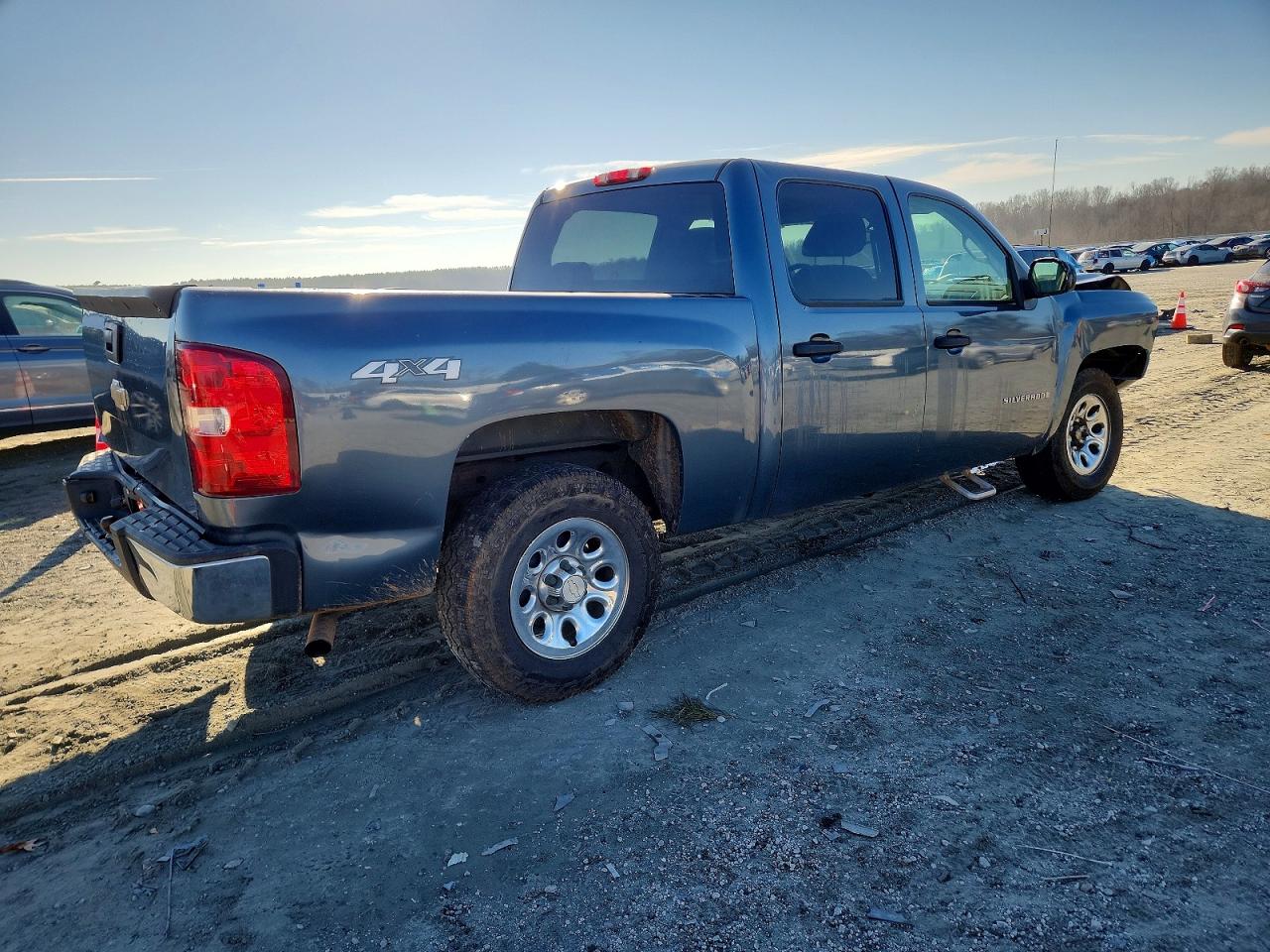 2009 CHEVROLET SILVERADO K1500 photo 3