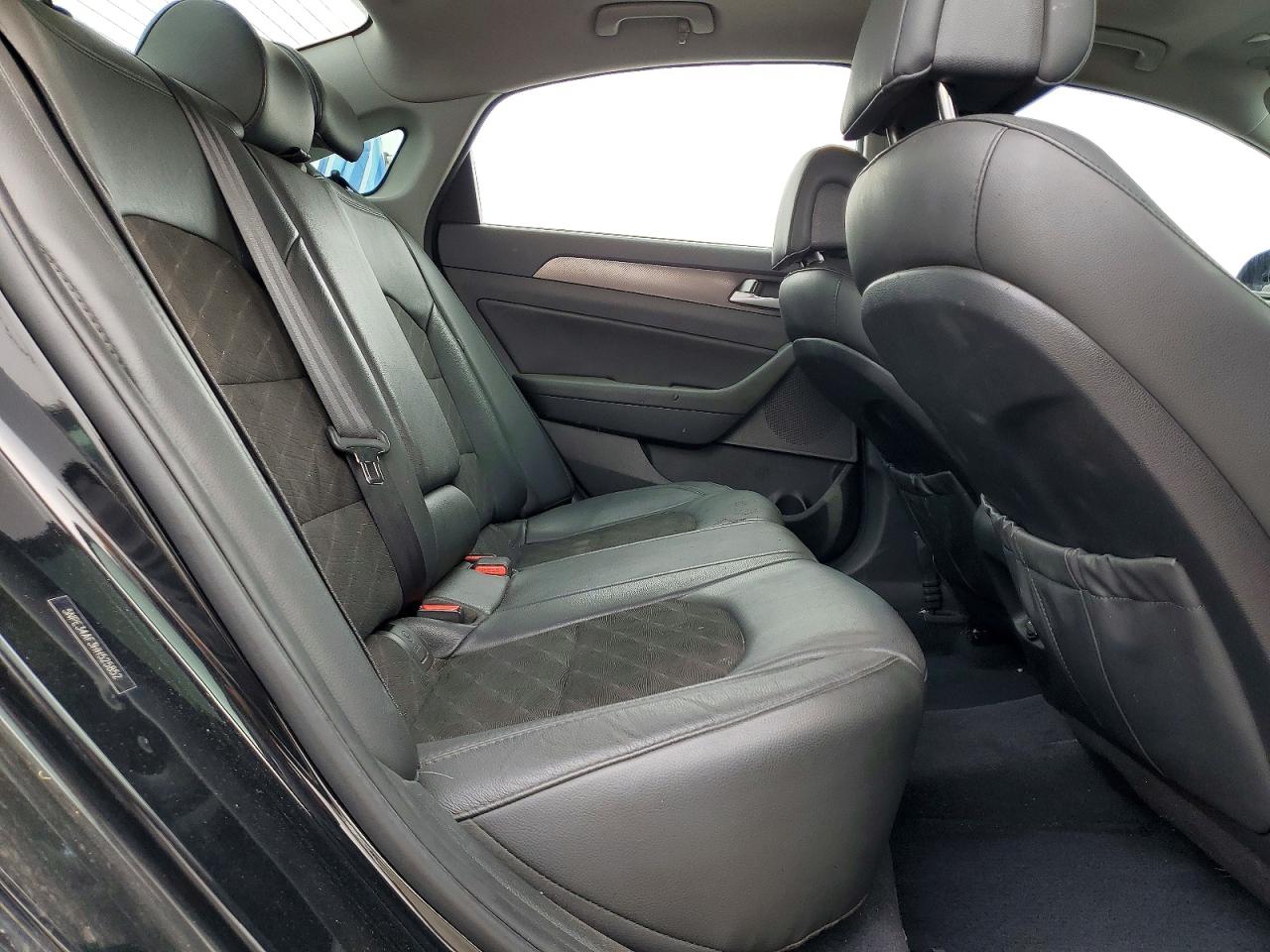2017 HYUNDAI SONATA SPORT photo 10