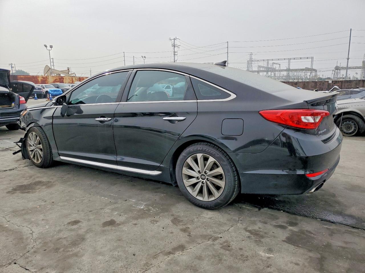 2017 HYUNDAI SONATA SPORT photo 2