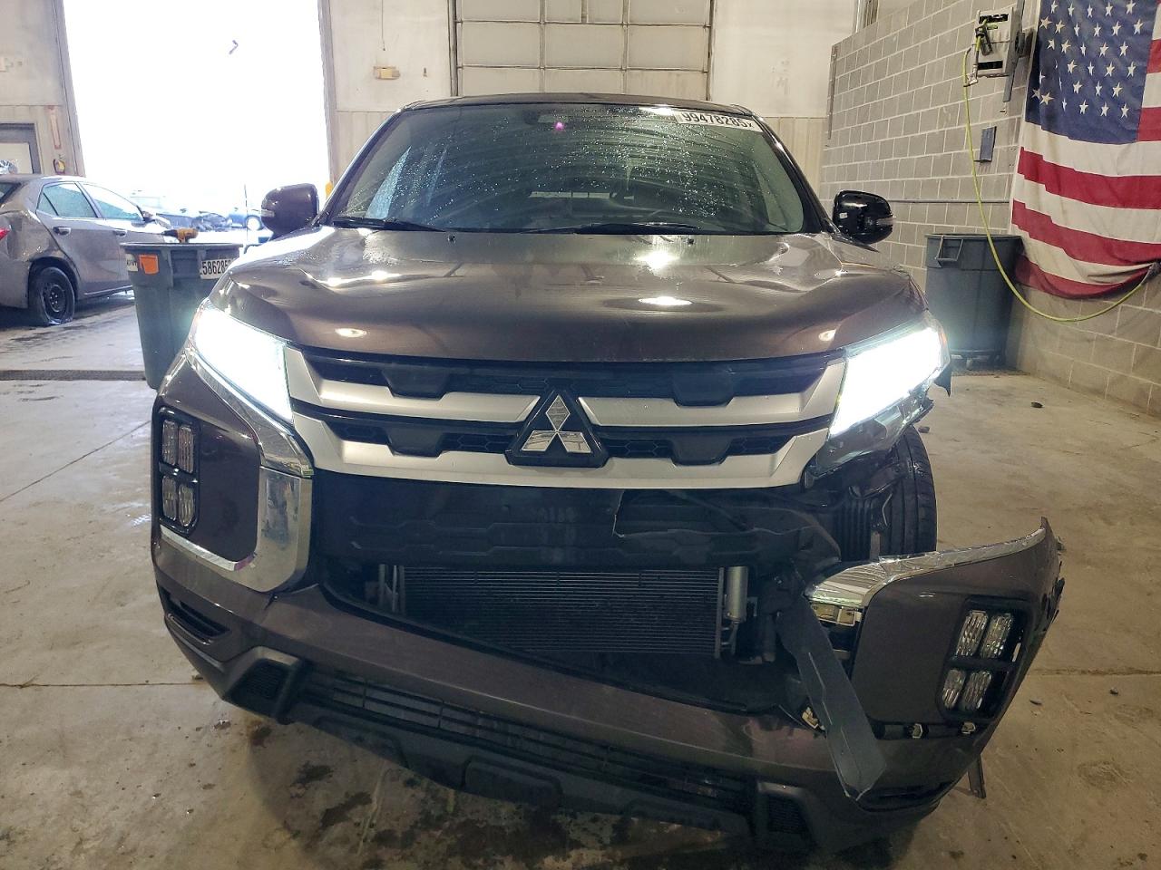 2023 MITSUBISHI OUTLANDER SPORT S/SE photo 5