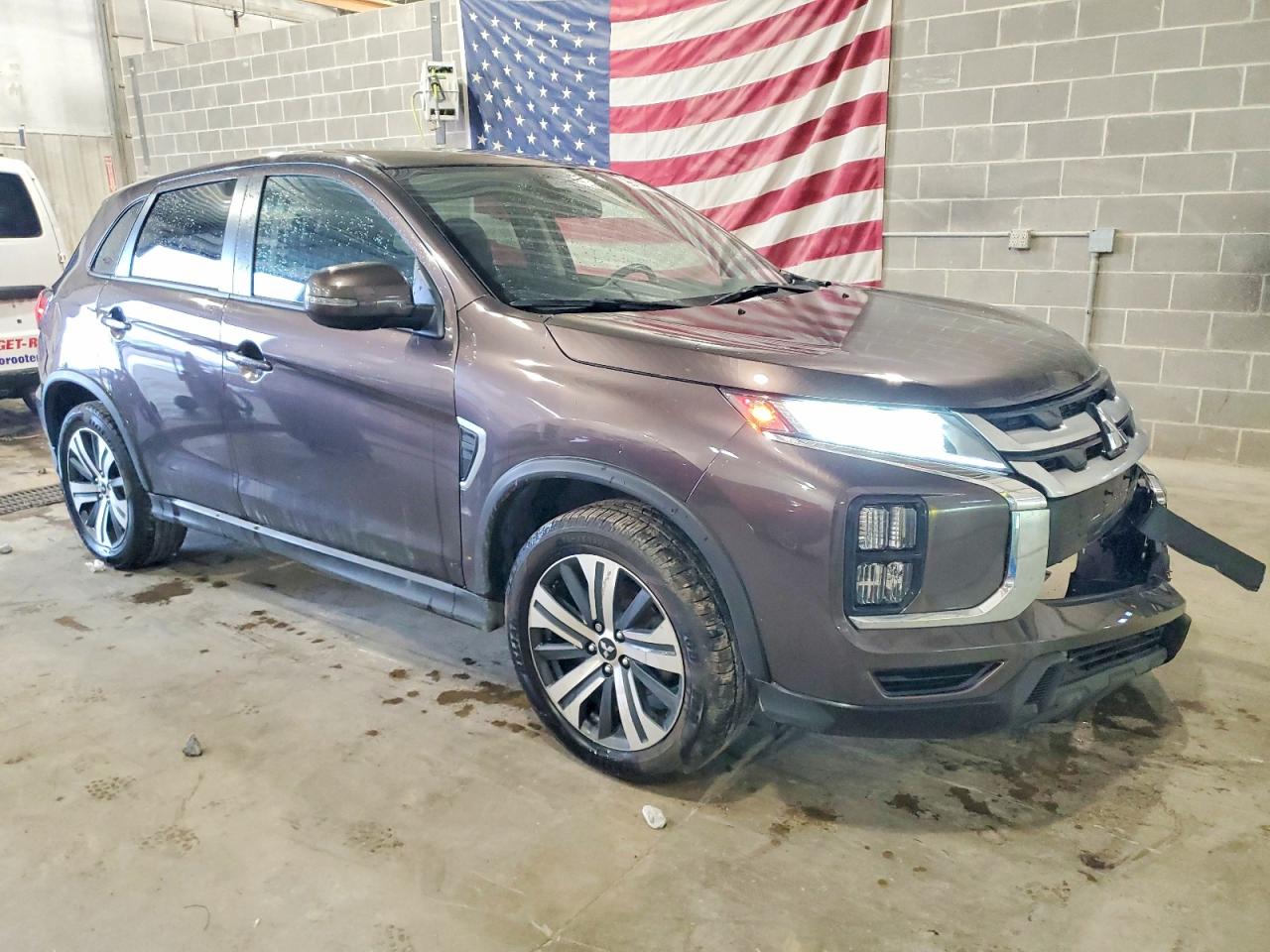 2023 MITSUBISHI OUTLANDER SPORT S/SE photo 4