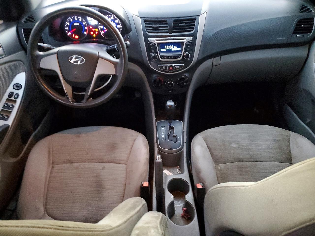 2016 HYUNDAI ACCENT SE photo 8