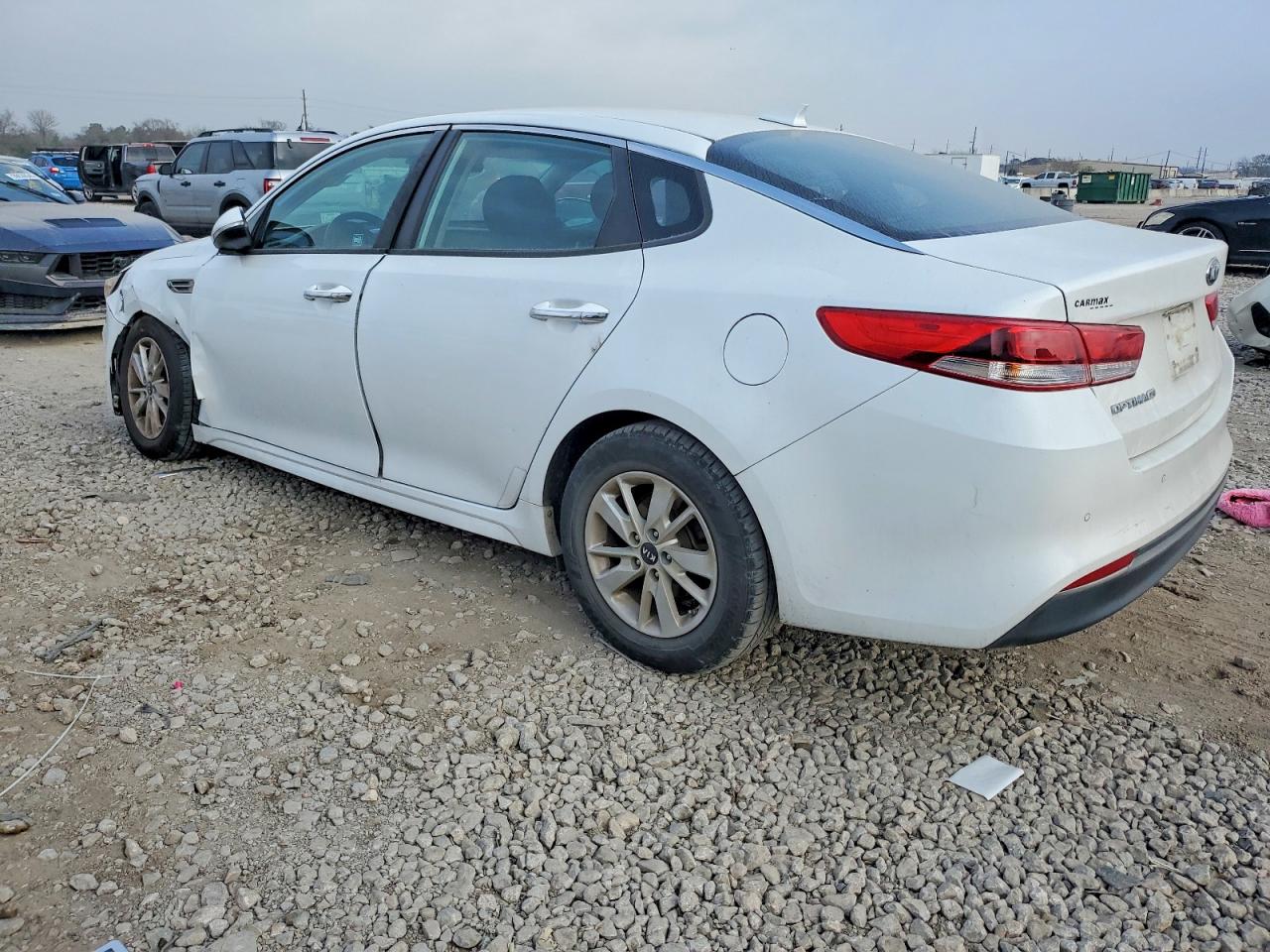 2018 KIA OPTIMA LX photo 3