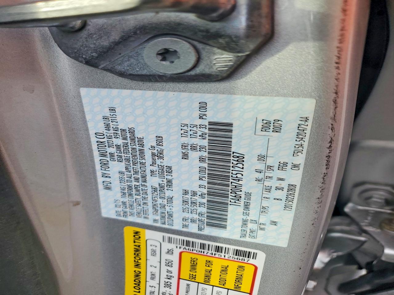 2015 FORD FUSION SE photo 23