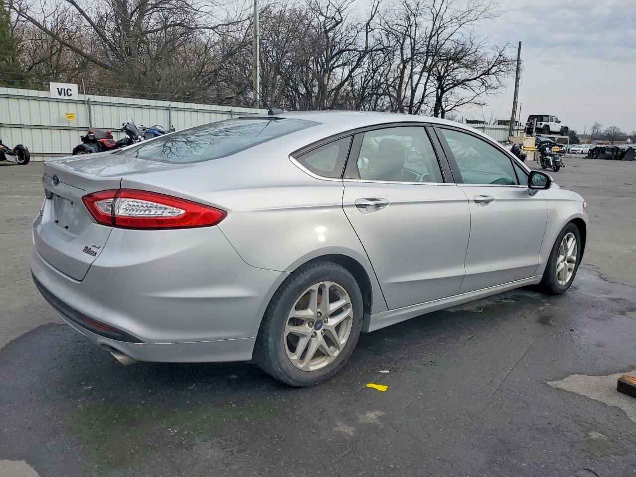 2015 FORD FUSION SE photo 5