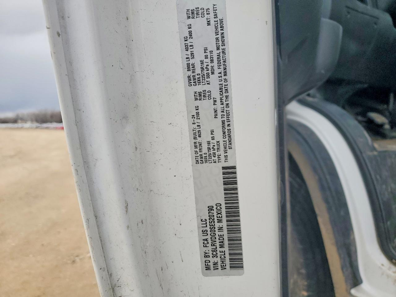 2025 RAM PROMASTER 2500 DELIVERY VAN photo 13