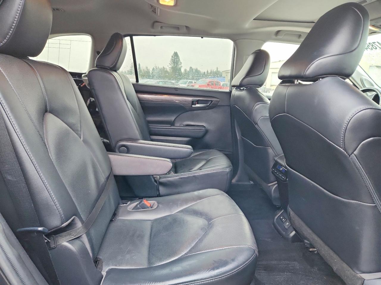 2021 TOYOTA HIGHLANDER LIMITED photo 19