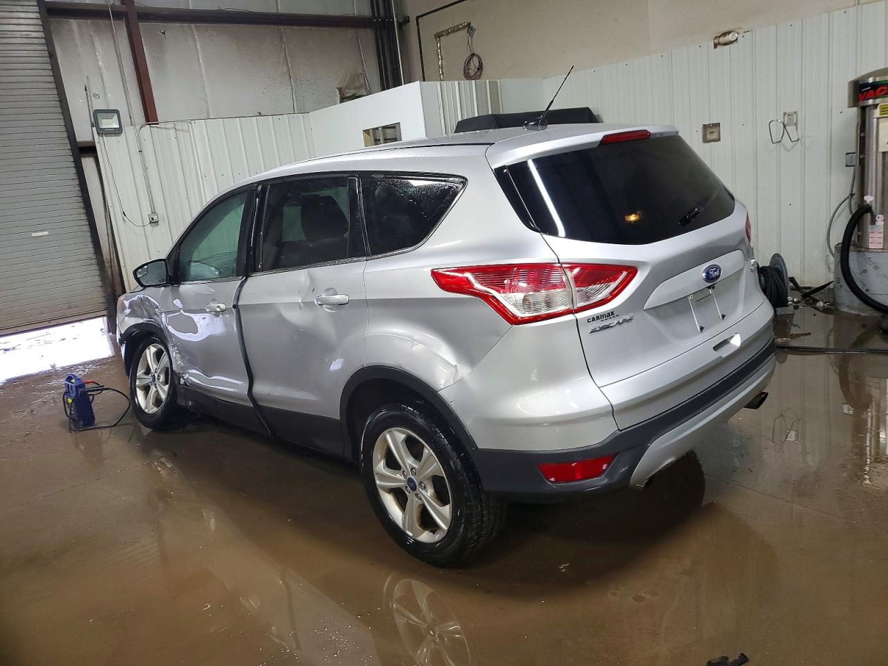 2014 FORD ESCAPE SE photo 2