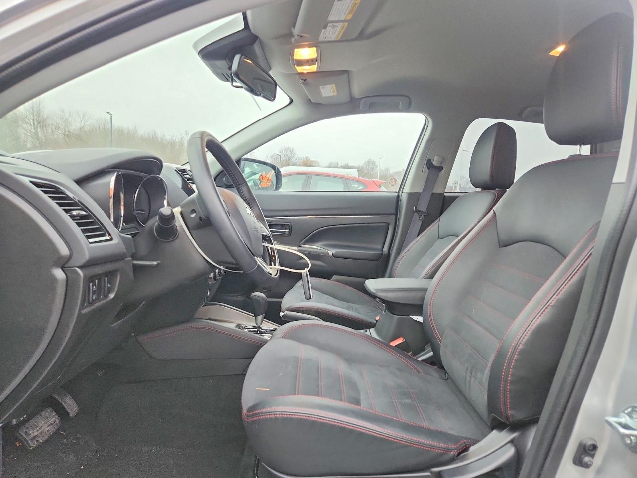 2025 MITSUBISHI OUTLANDER SPORT S photo 7