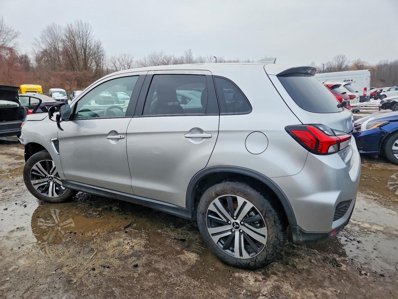 2025 MITSUBISHI OUTLANDER SPORT S photo 2