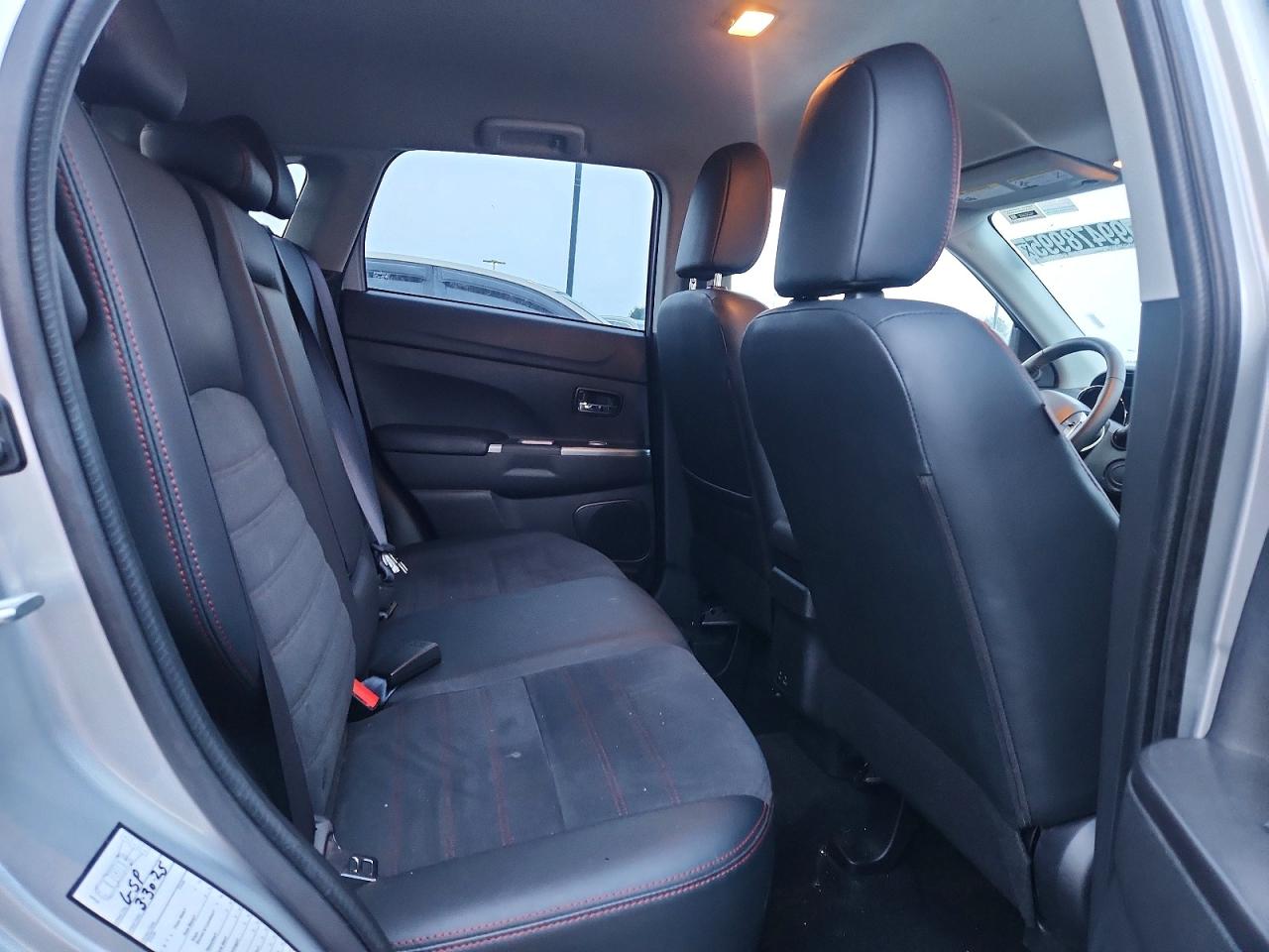 2025 MITSUBISHI OUTLANDER SPORT S photo 11