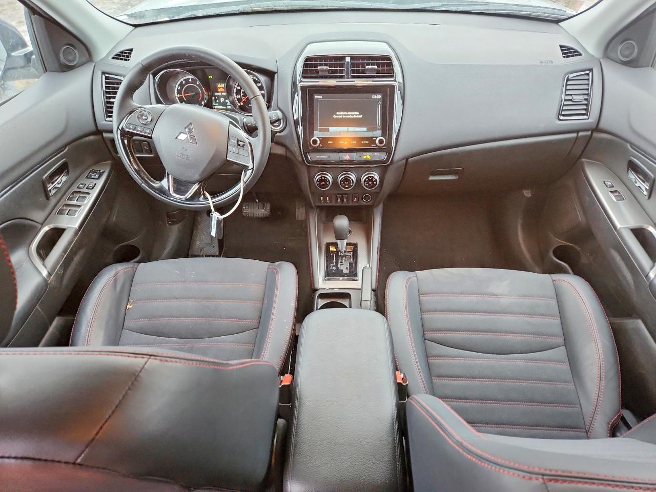 2025 MITSUBISHI OUTLANDER SPORT S photo 8