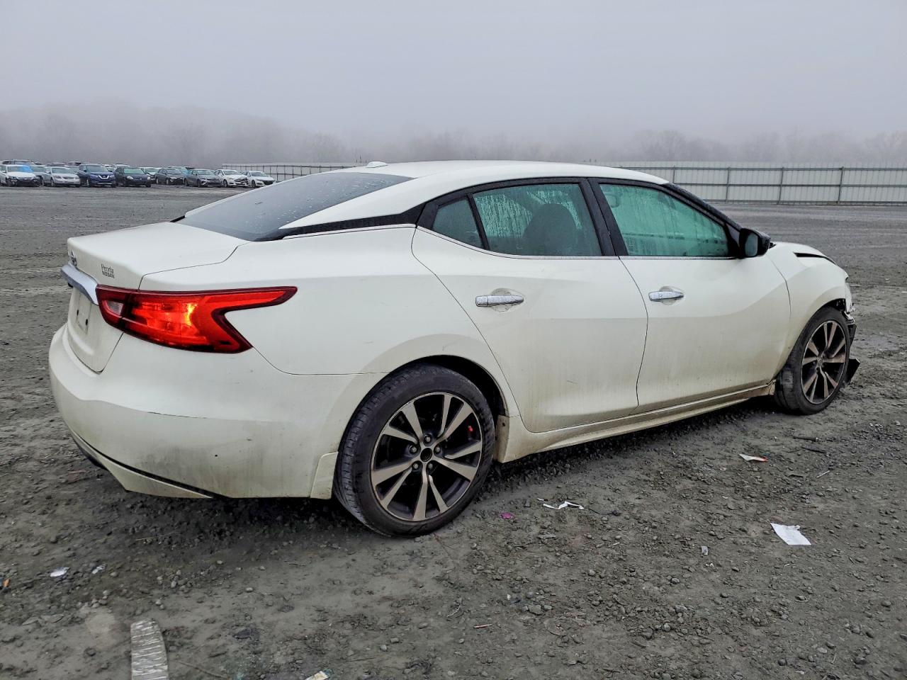 2017 NISSAN MAXIMA 3.5S photo 3