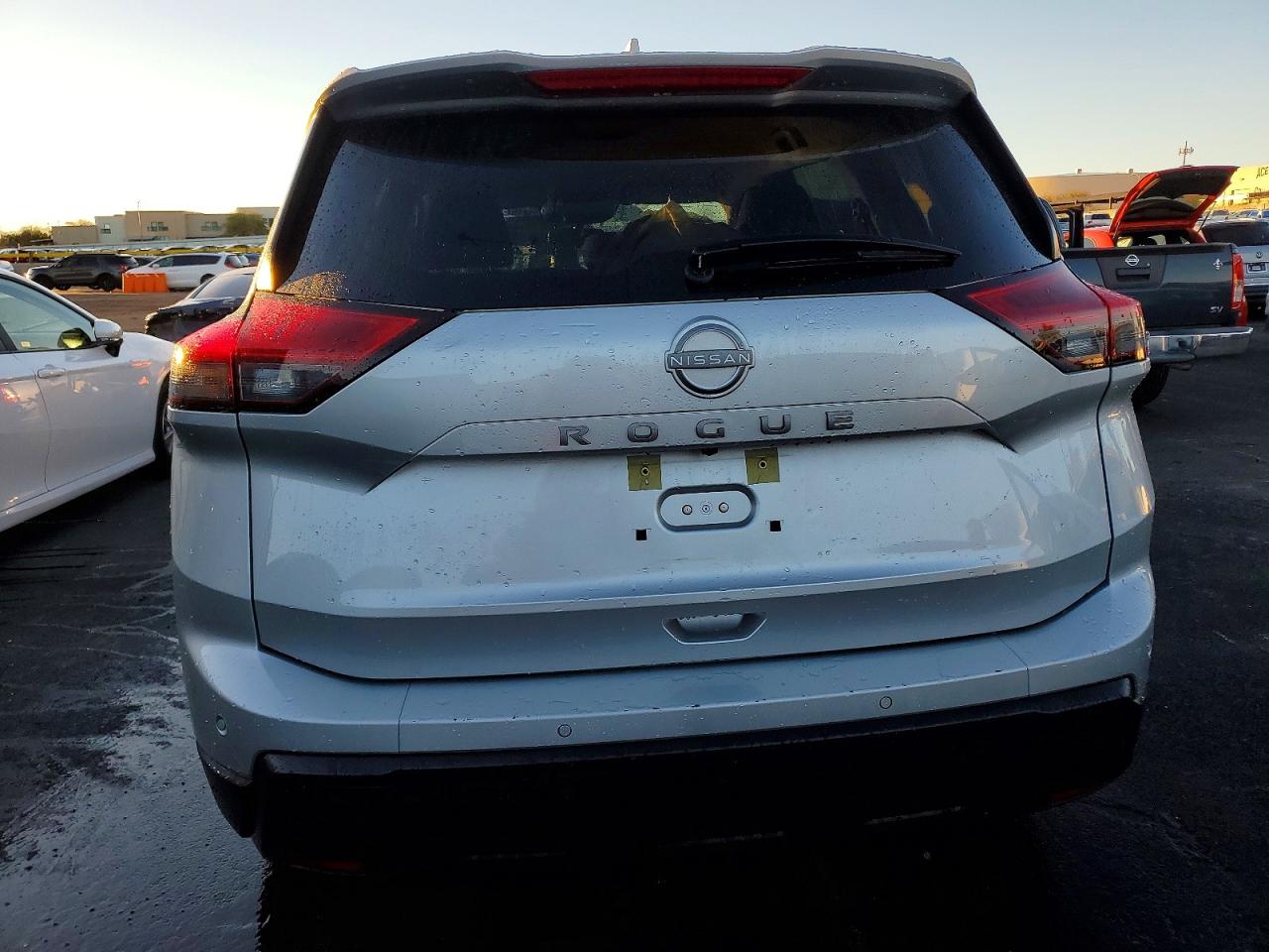2025 NISSAN ROGUE SV photo 6