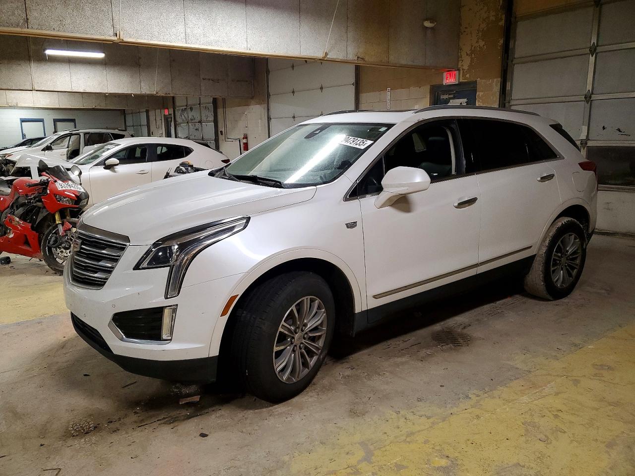 2017 CADILLAC XT5