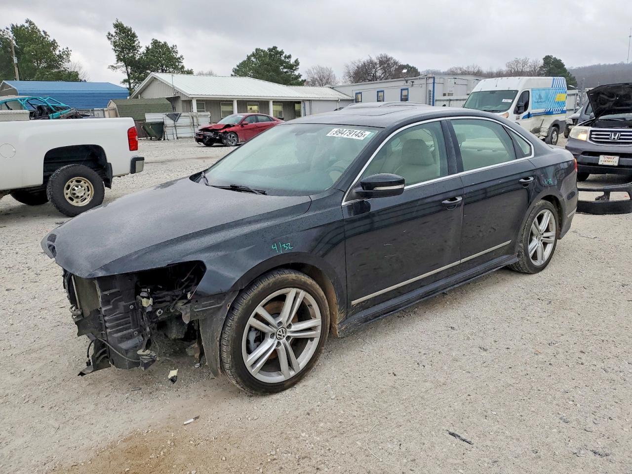2015 VOLKSWAGEN PASSAT
