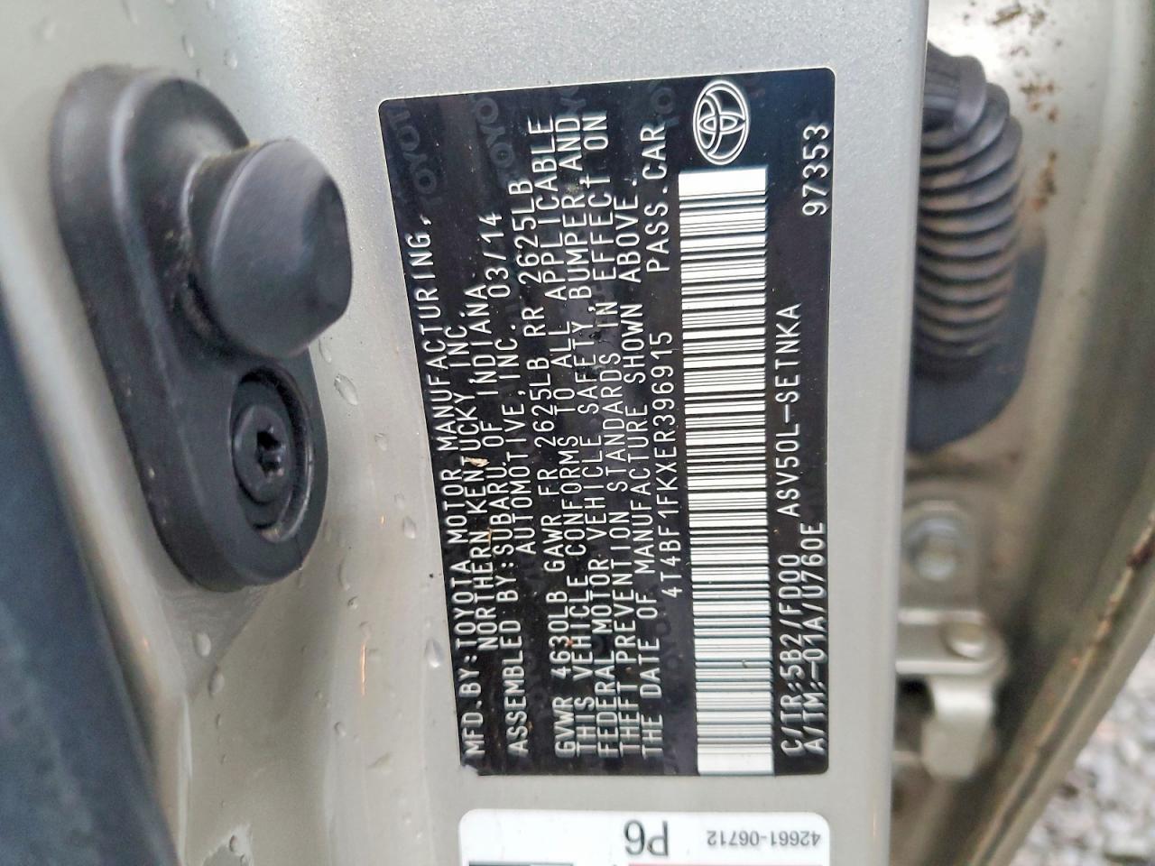 2014 TOYOTA CAMRY LE photo 12