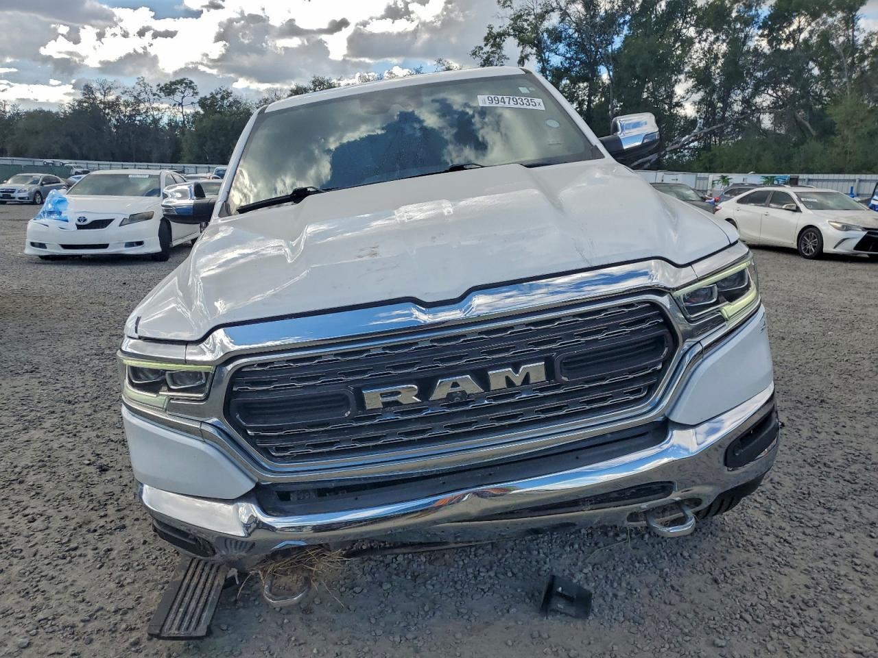 2023 RAM 1500 LIMITED photo 5