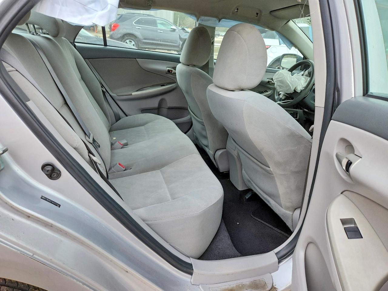 2010 TOYOTA COROLLA BASE photo 10