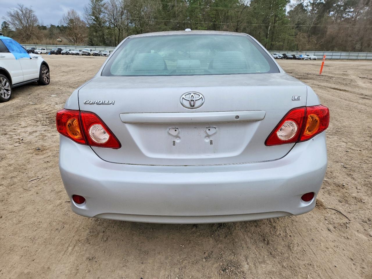 2010 TOYOTA COROLLA BASE photo 6