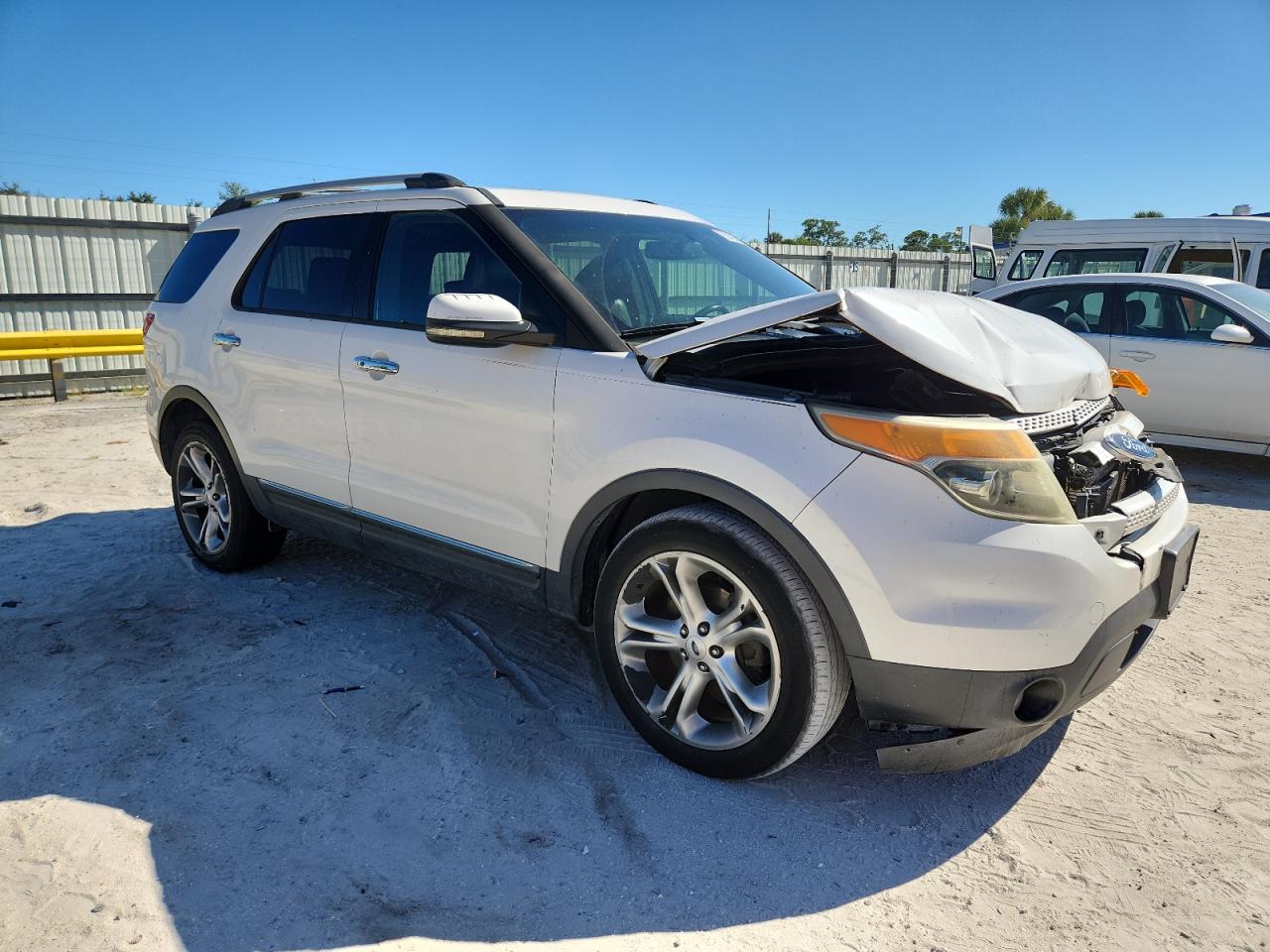2013 FORD EXPLORER LIMITED photo 4