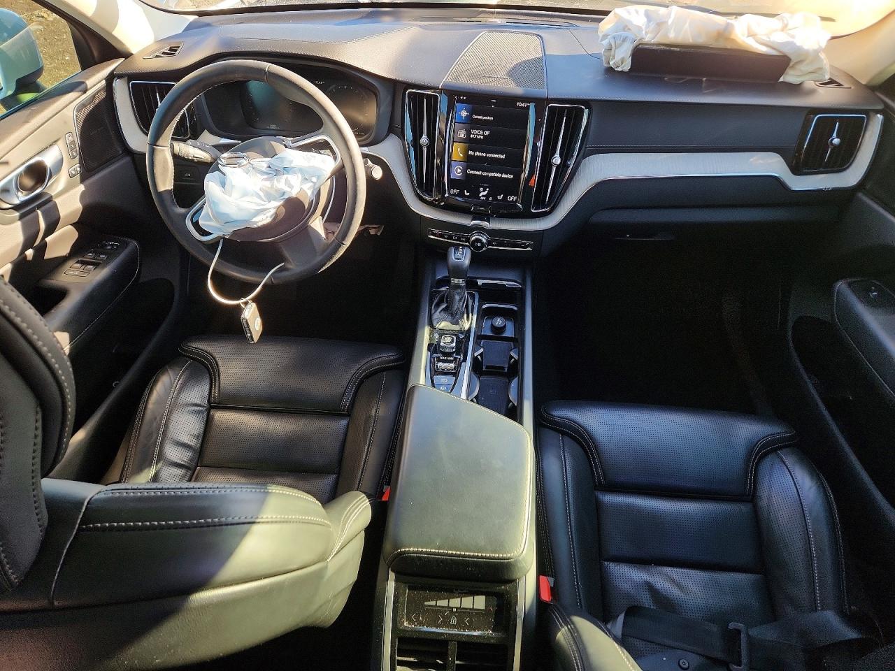 2021 VOLVO XC60 T5 INSCRIPTION photo 8