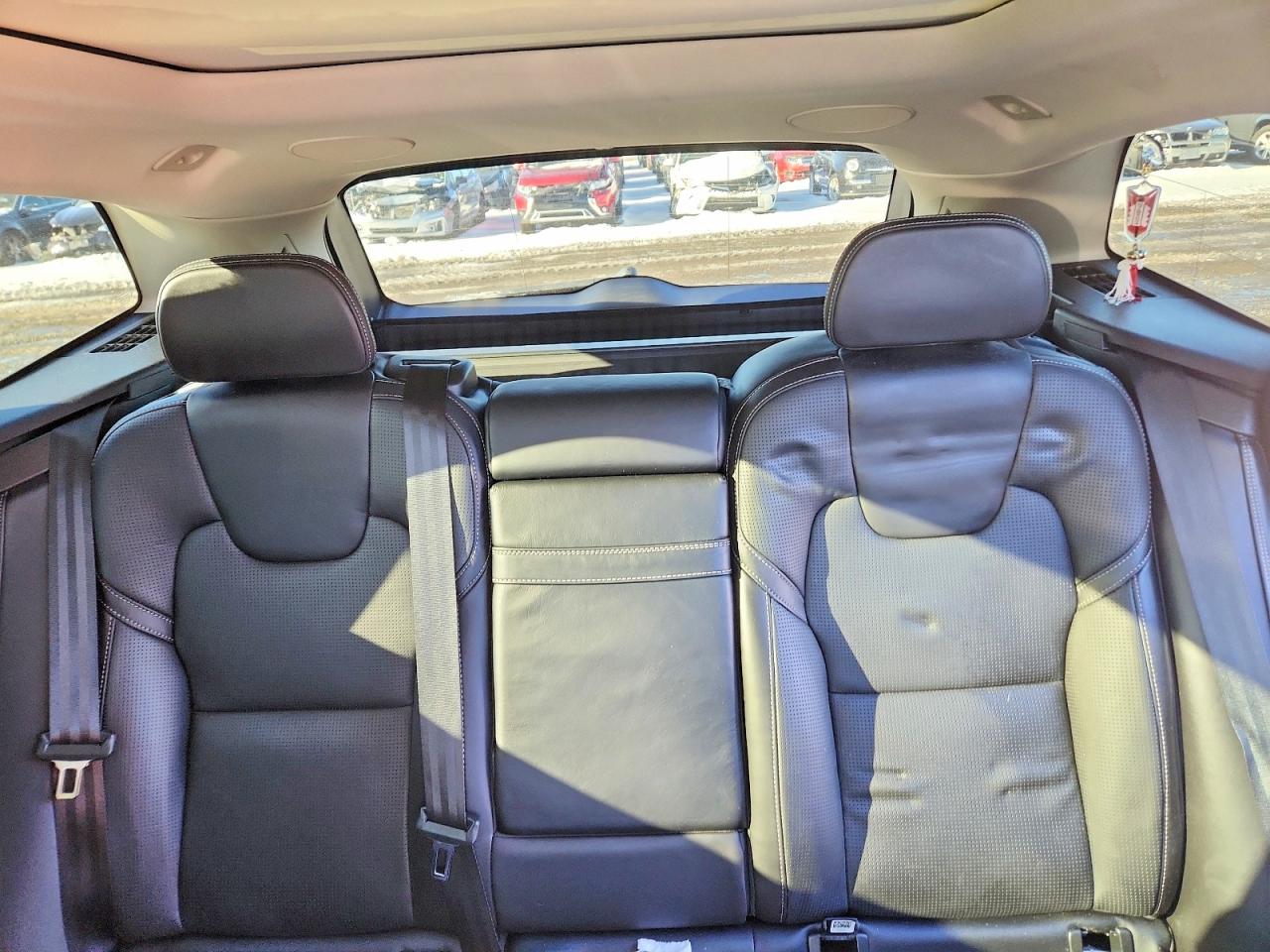 2021 VOLVO XC60 T5 INSCRIPTION photo 10