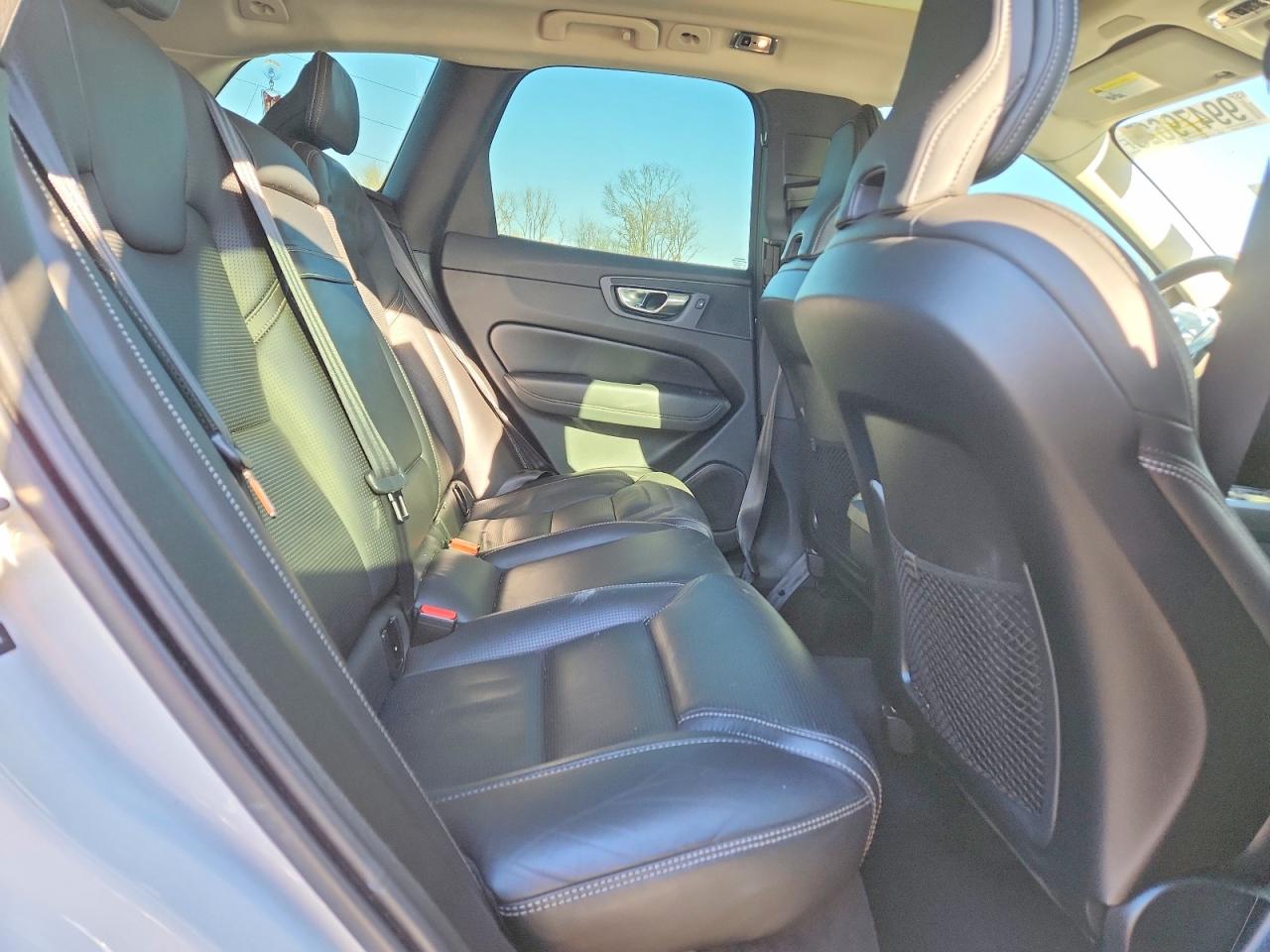 2021 VOLVO XC60 T5 INSCRIPTION photo 11
