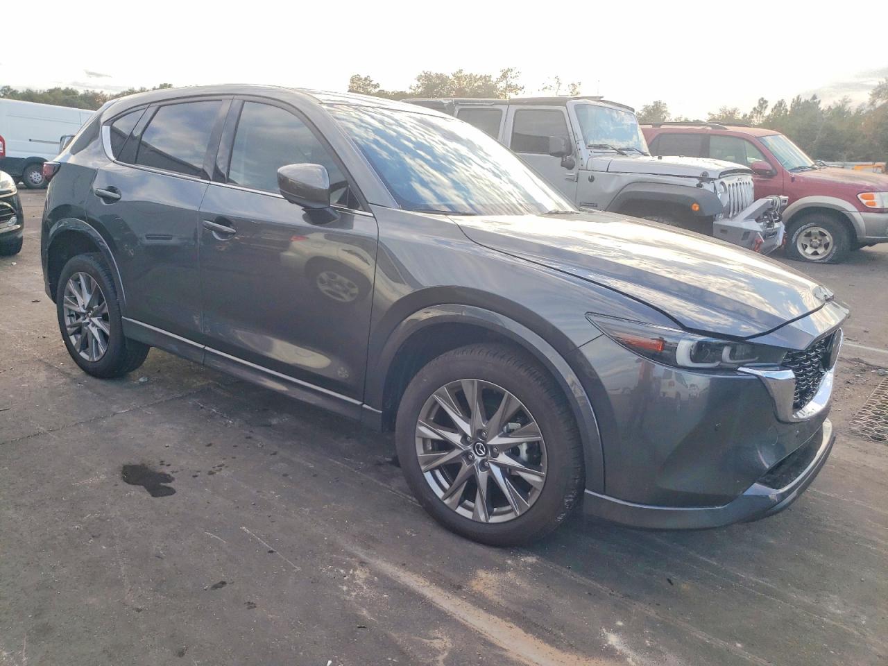 2025 MAZDA CX-5 PREMIUM PLUS photo 4